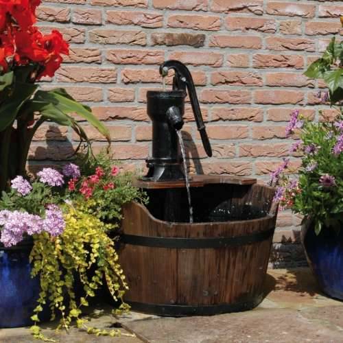 Ubbink vrtna fontana u obliku drvene bačve