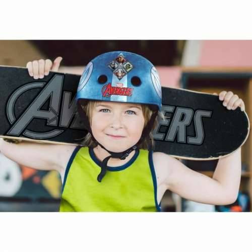 Kaciga Stamp AVENGERS Plava + 5 Godina Cijena