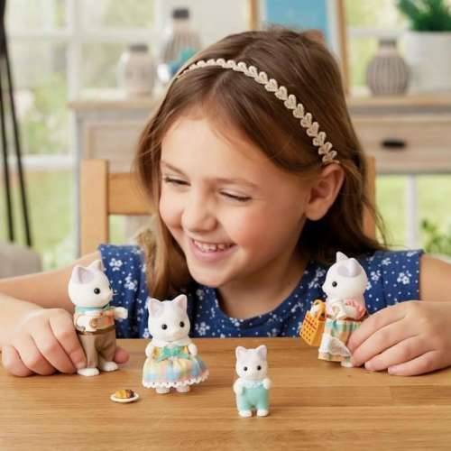Dodaci za Kuću za Lutke Sylvanian Families 5738 Latte Cat Family Cijena