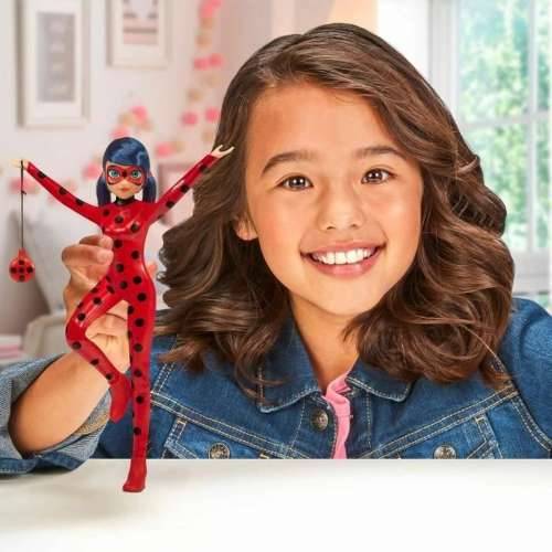 Zglobna figura Bandai Ladybug Cijena