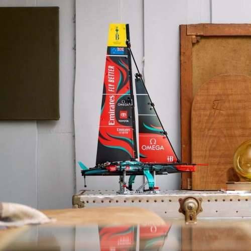 Igra Gradnje Lego 42174 Yacht Emirates Team New Zealand AC75 Pisana Cijena