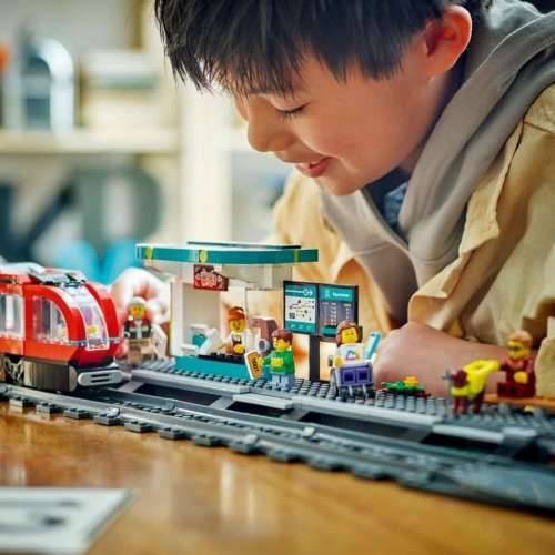 Igra Gradnje Lego 60423 Downtown Tram and Station Pisana Cijena