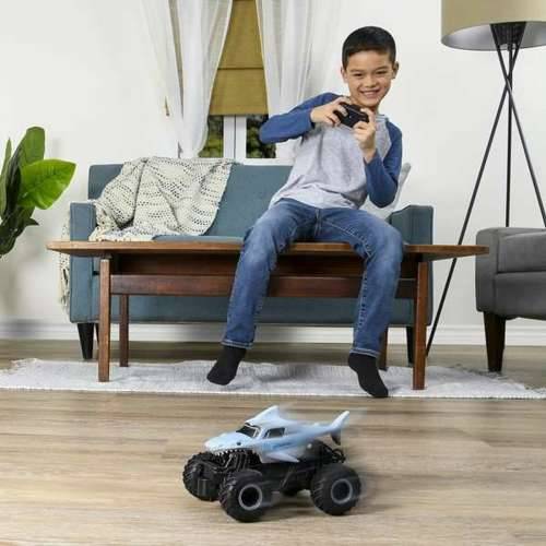 Automobil na Daljinski Upravljač Monster Jam Megalodon 1:24 Cijena