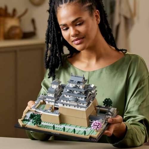 Igra Gradnje Lego Architecture 21060 Himeji Castle, Japan Pisana 2125 Dijelovi Cijena