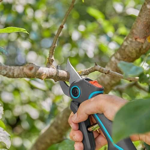 Battery pruning shears Gardena Assistcut 12222-20 Bypass 25 mm Cijena