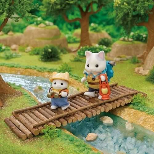 Playset Sylvanian Families Son and Baby Cat Latte - Secret Forest Adventure Cijena