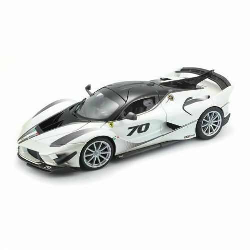 Automobil Bburago Ferrari FXX K-EVO #70 PE 1:18 Cijena