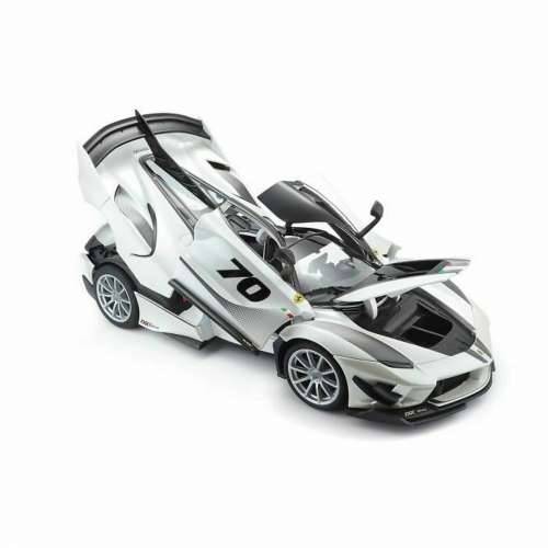 Automobil Bburago Ferrari FXX K-EVO #70 PE 1:18 Cijena