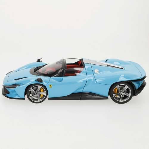 Automobil Bburago Ferrari Daytona SP 1:18 Cijena