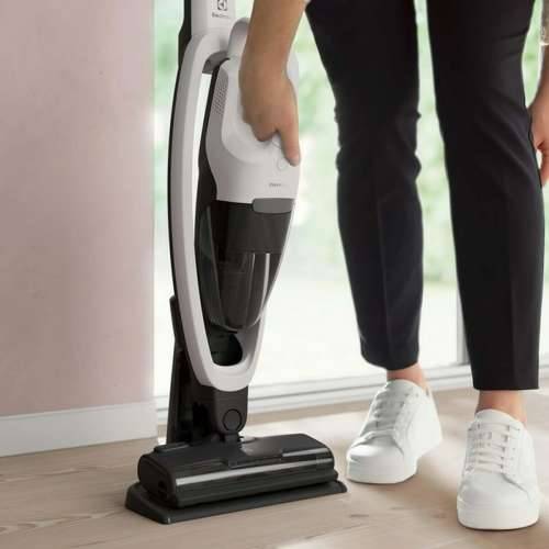 Usisavač Metla Electrolux ES52CB18SH Cijena