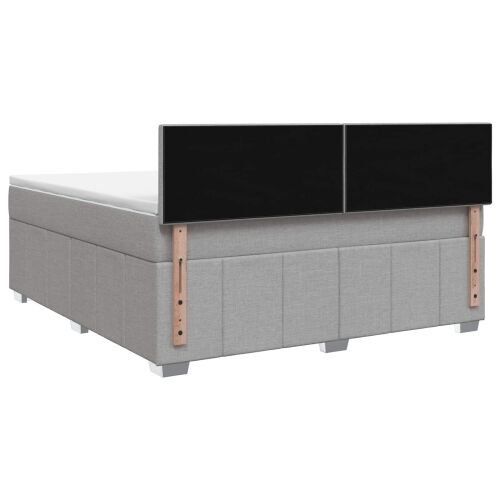 Boxspring krevet s madracem Svjetlosiva 160 x 200 cm Tkanina - Svjetlosiva 160 x 200 cm Dizajn s rombovima Cijena