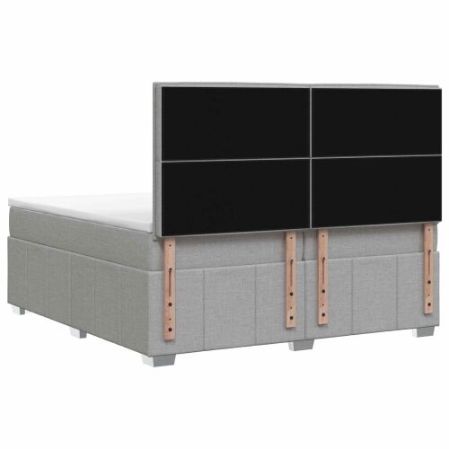 Boxspring krevet s madracem Svjetlosiva 200 x 200 cm Tkanina - Svjetlosiva 200 x 200 cm Dizajn s rombovima Cijena