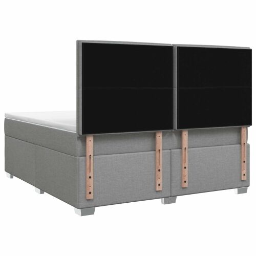 Boxspring krevet s madracem Svjetlosiva 180 x 200 cm Tkanina - Svjetlosiva 180 x 200 cm Dizajn s rombovima Cijena