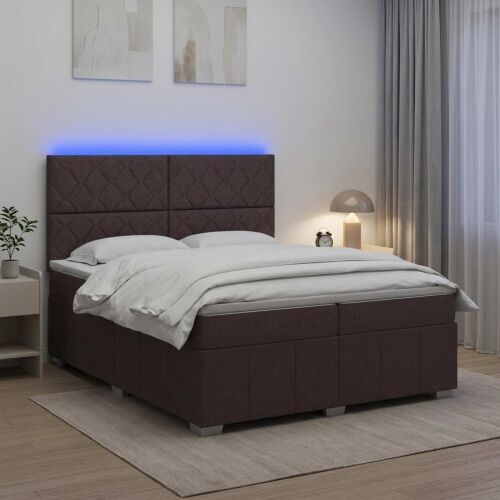 LED okvir za krevet s madracem Tamno smeđa 200 x 200 cm Tkanina - Tamno smeđa 200 x 200 cm Dizajn s rombovima Cijena