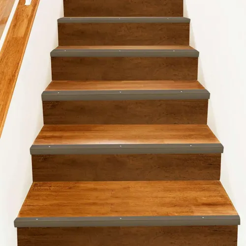 Profili za rubove stepenica 10 kom. Smeđa 67 x 3 x 2 cm - Smeđa 67 cm (10 pcs) Vijci Cijena