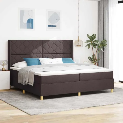 Box spring krevet s LED trakama Smeđa 200 x 200 cm tkanina - Tamno smeđa 200 x 200 cm Dizajn s rombovima Cijena